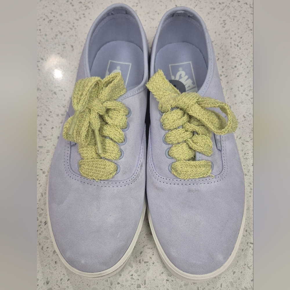 NEW Vans Lowpro Unisex Chunky Lace Sneakers